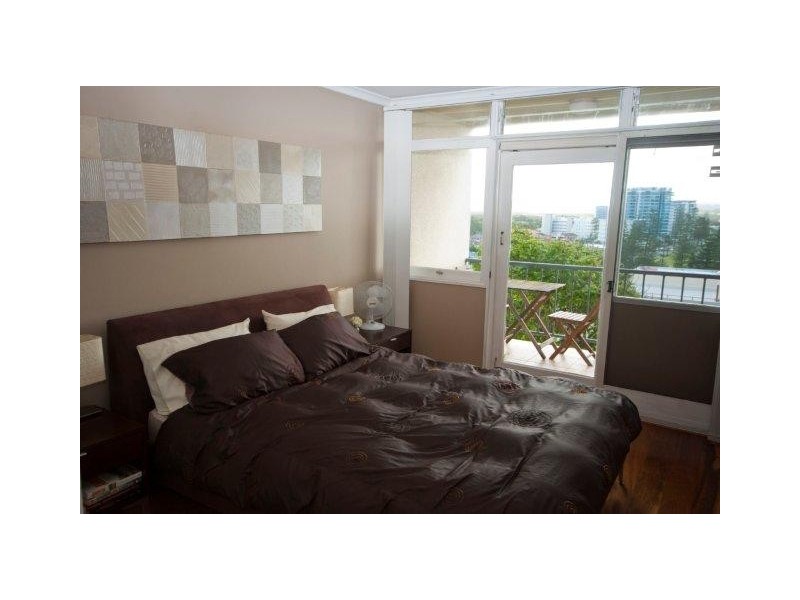 15/30 Powell Crescent, Coolangatta QLD 4225