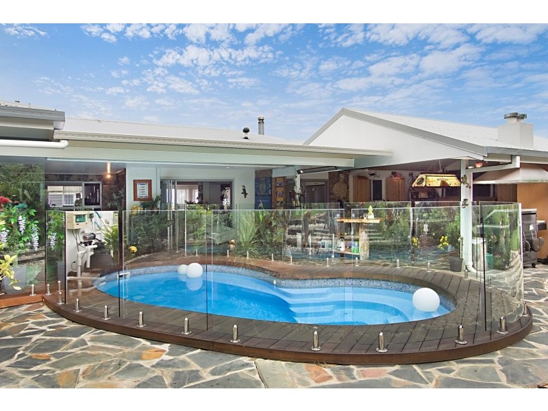 1A Peter St, Banora Point NSW 2486