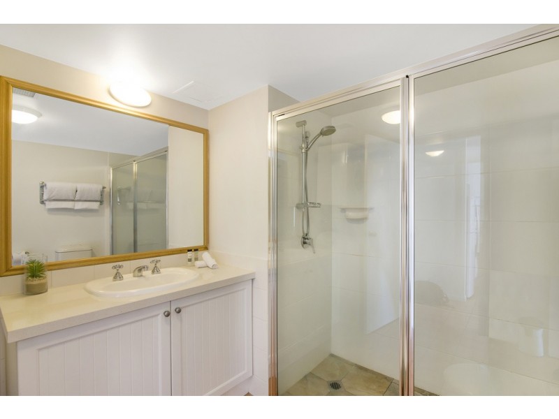 352/99 Griffith Street, Coolangatta QLD 4225