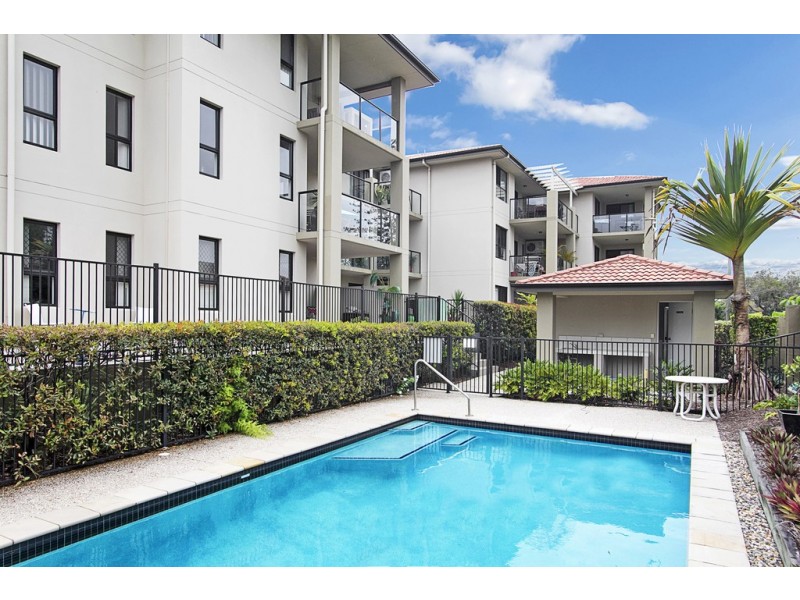 16/111-113 Golden Four Drive, Bilinga QLD 4225