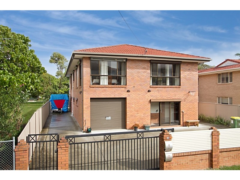 28 Bolton Street, Coolangatta QLD 4225