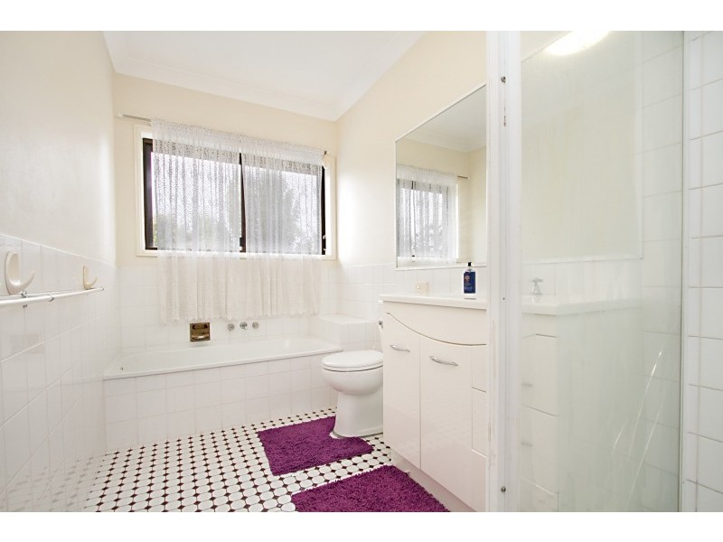 28 Bolton Street, Coolangatta QLD 4225