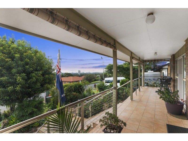 8 Anthony Avenue, Banora Point NSW 2486