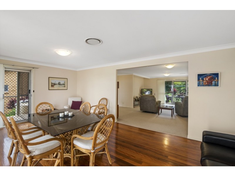 8 Anthony Avenue, Banora Point NSW 2486