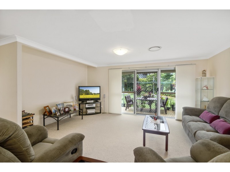 8 Anthony Avenue, Banora Point NSW 2486