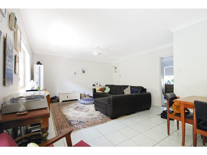19/15-17 South Street, Kirra QLD 4225