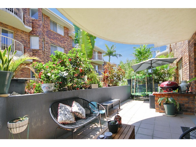 19/15-17 South Street, Kirra QLD 4225