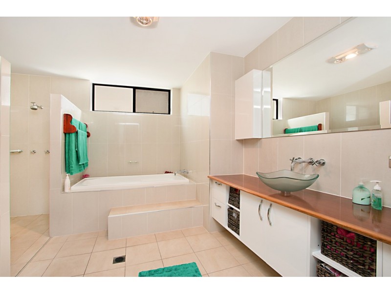 5 Archer Street, Bilinga QLD 4225