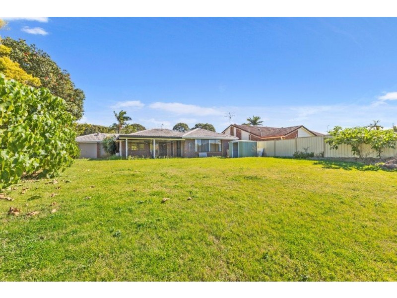 33 Plover Place, Tweed Heads West NSW 2485