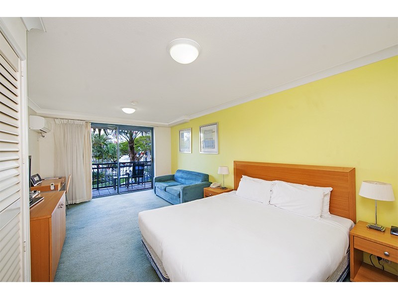 211-213/99 Griffith St, Coolangatta QLD 4225