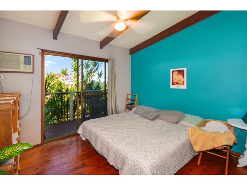 6 Broadwater Esplanade, Bilambil Heights NSW 2486