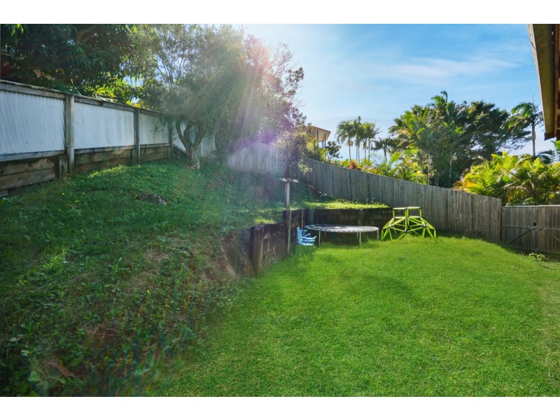 6 Broadwater Esplanade, Bilambil Heights NSW 2486
