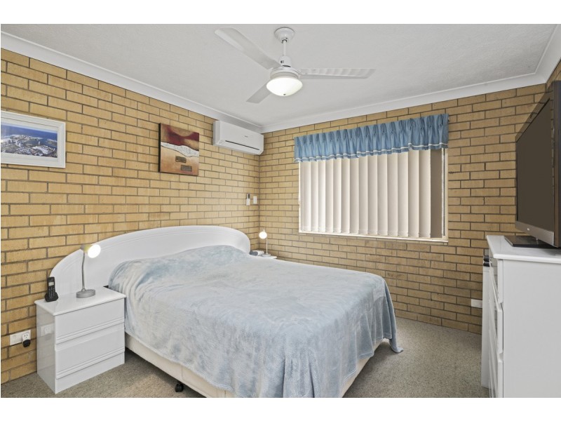 1/72 Stapylton Street, Coolangatta QLD 4225