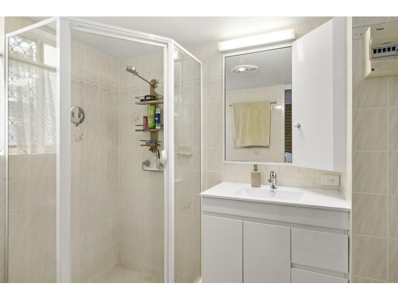 1/72 Stapylton Street, Coolangatta QLD 4225