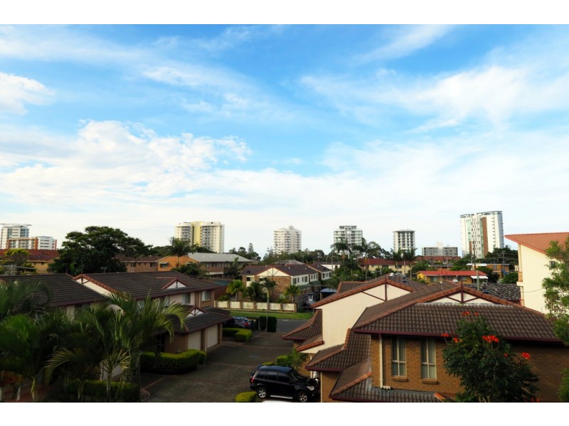 25/9 Ocean Street, Kirra QLD 4225