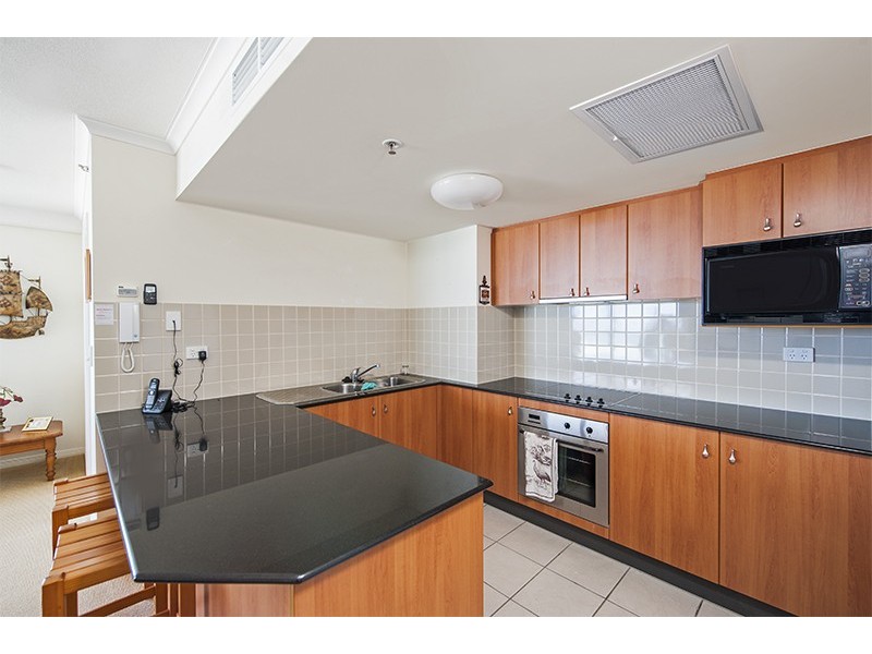 1607/88 Marine Pde, Coolangatta QLD 4225