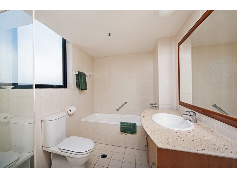 1607/88 Marine Pde, Coolangatta QLD 4225