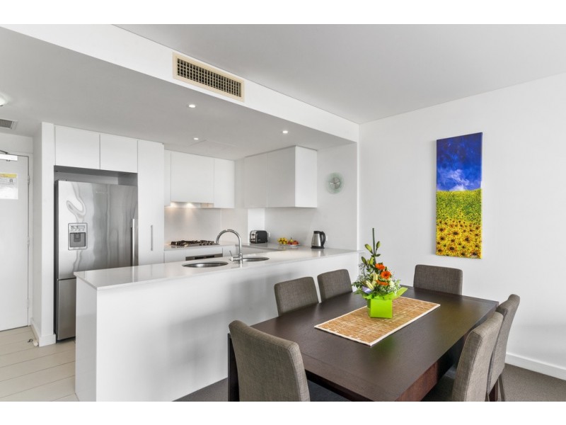 606/2 Creek Street, Coolangatta QLD 4225