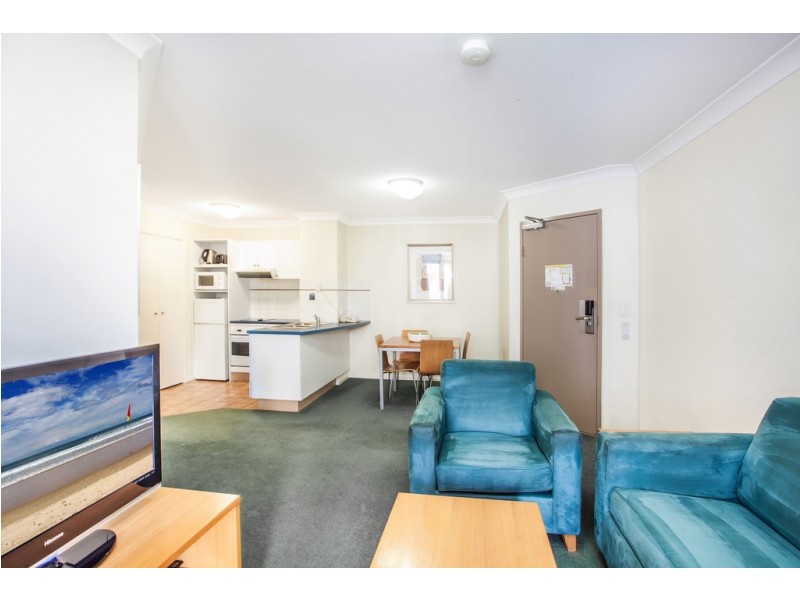221-223/99 Griffith St, Coolangatta QLD 4225