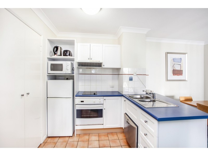 221-223/99 Griffith St, Coolangatta QLD 4225