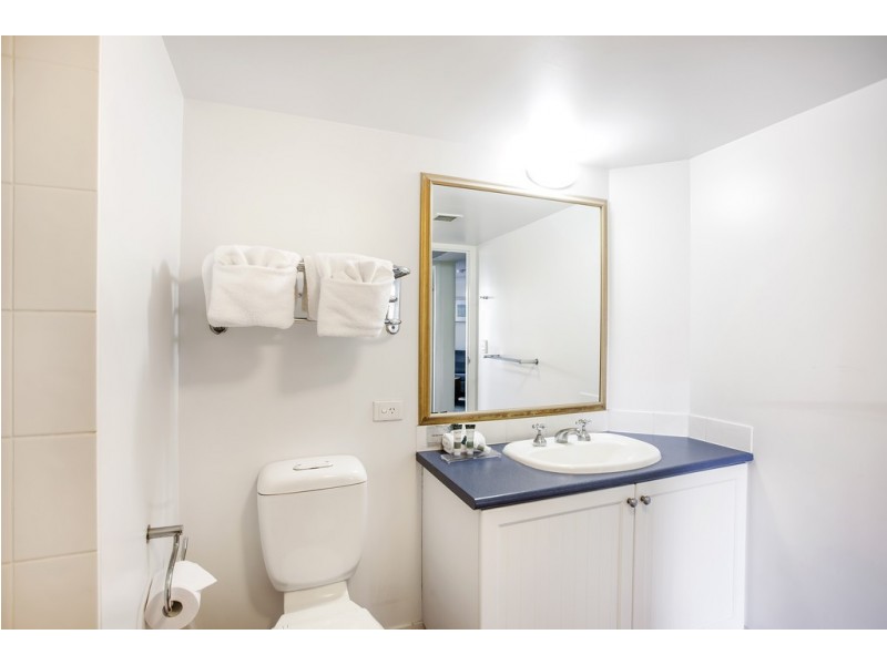 221-223/99 Griffith St, Coolangatta QLD 4225