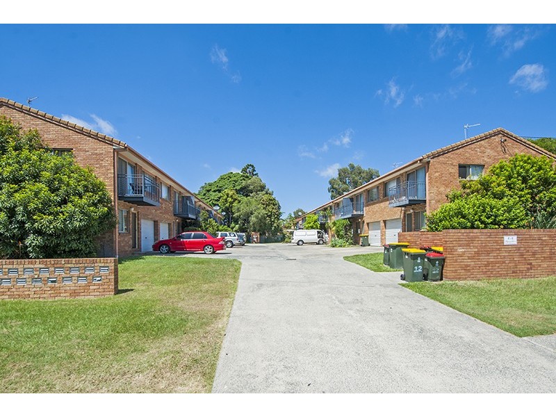 4/4 Honeysuckle St, Tweed Heads West NSW 2485