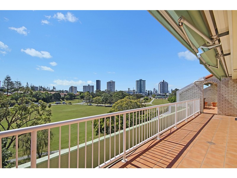 19/29 Dixon Street, Coolangatta QLD 4225