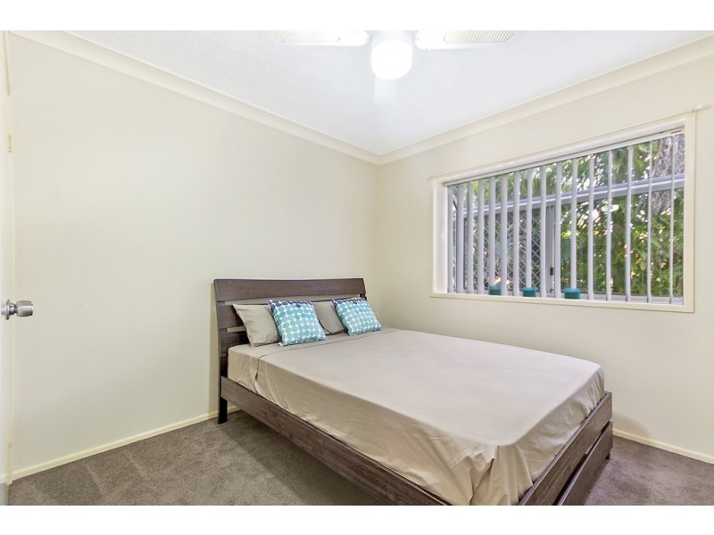 2/54 Dutton Street, Coolangatta QLD 4225