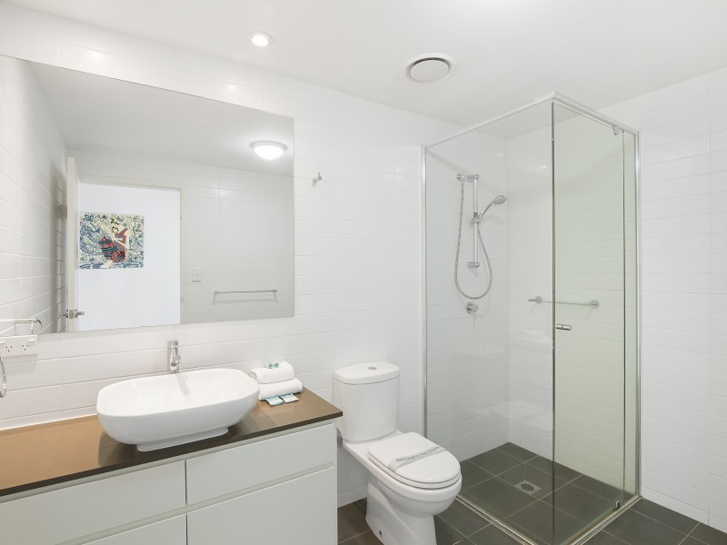 306/2 Creek St, Coolangatta QLD 4225