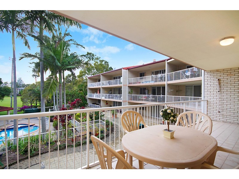 9/54 Dutton Street, Coolangatta QLD 4225
