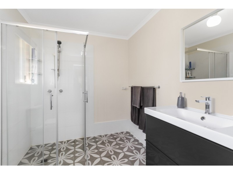 83 Dutton Street, Coolangatta QLD 4225