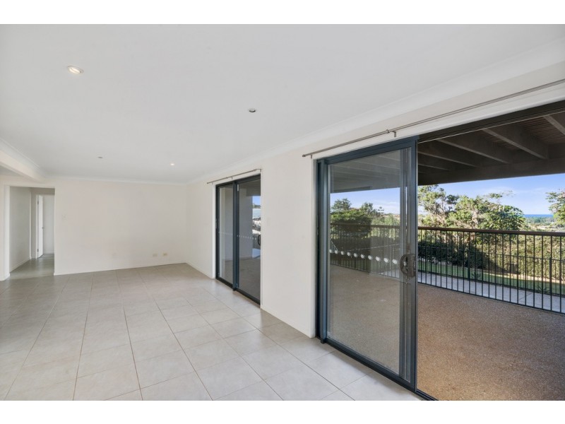 28 Pacific Drive, Banora Point NSW 2486