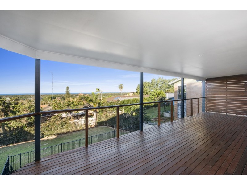 28 Pacific Drive, Banora Point NSW 2486