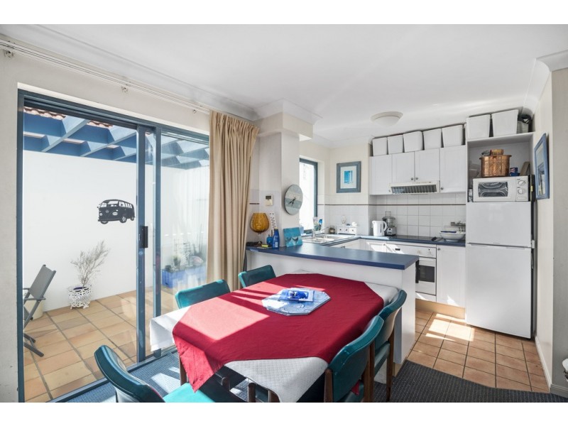 461/99 Griffith Street, Coolangatta QLD 4225