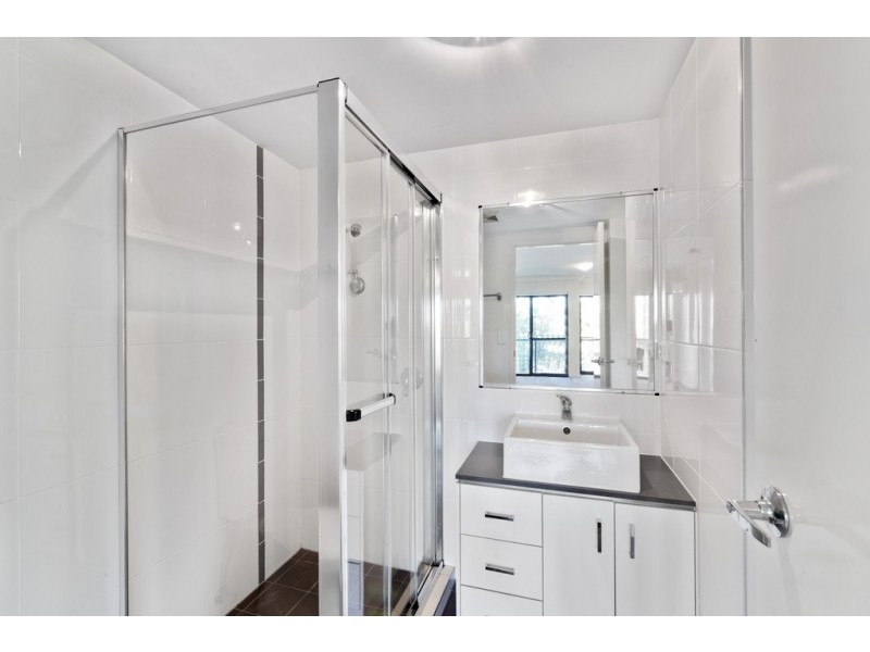 8/111 Golden Four Dr, Bilinga QLD 4225