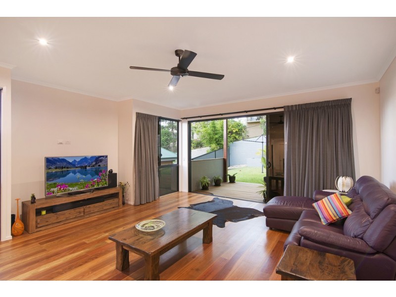 88 Dutton Street, Coolangatta QLD 4225