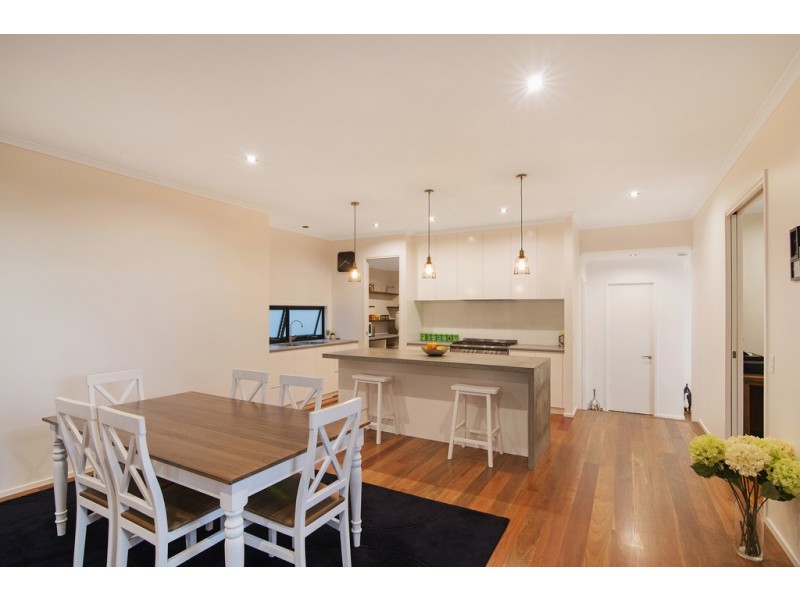 88 Dutton Street, Coolangatta QLD 4225