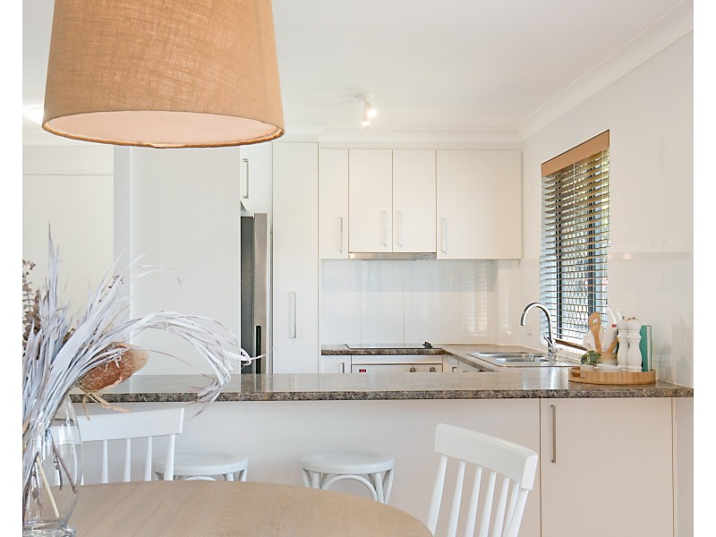 2/2 Gibson St, Bilinga QLD 4225