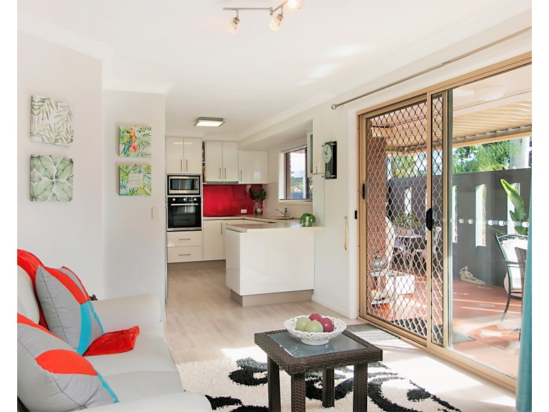 2/73 Kiata Parade, Tweed Heads NSW 2485