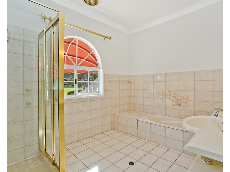 49 Karingal Avenue, Bilambil Heights NSW 2486