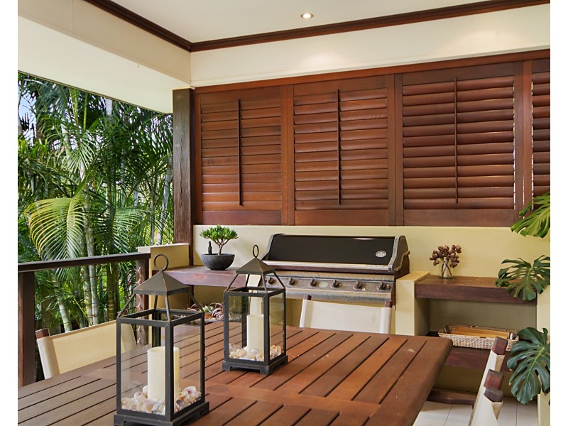 26 Buncrana Terrace, Banora Point NSW 2486