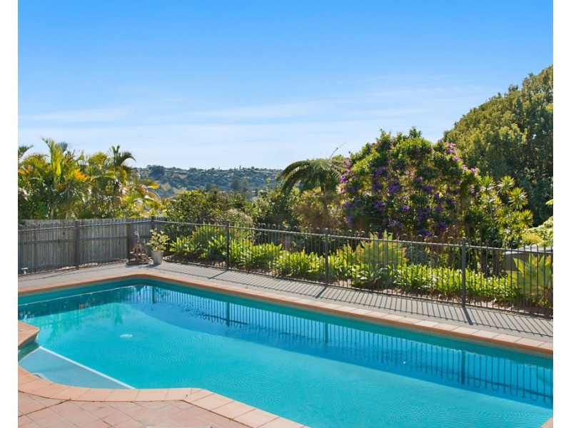 2 Eaglemont Drive, Terranora NSW 2486