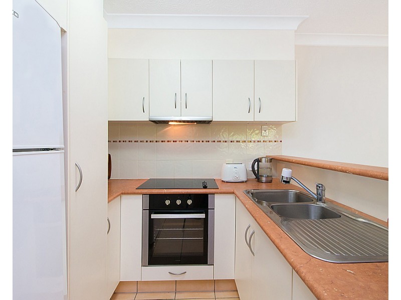 4/48 Coolangatta Road, Coolangatta QLD 4225