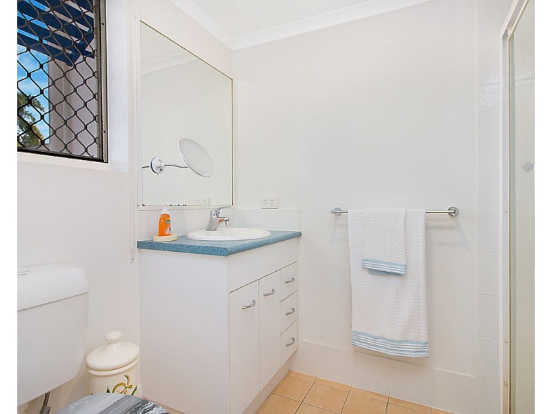 4/48 Coolangatta Road, Coolangatta QLD 4225