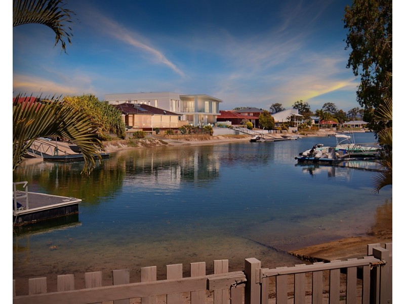 13 Crystal Waters Drive, Tweed Heads NSW 2485