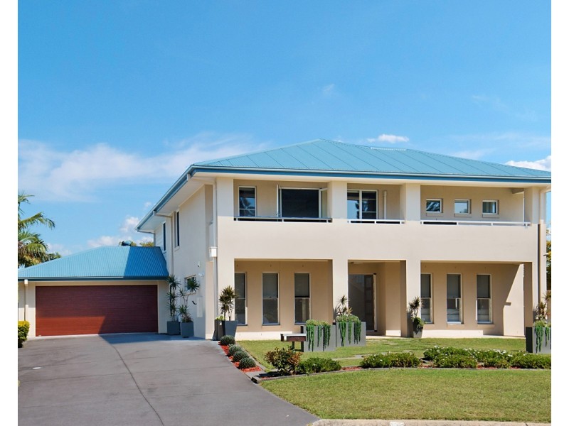 13 Crystal Waters Drive, Tweed Heads NSW 2485