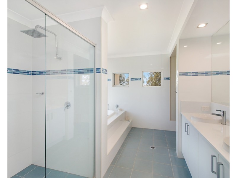 13 Crystal Waters Drive, Tweed Heads NSW 2485