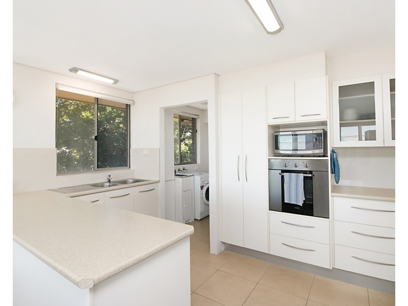 9/8 Musgrave Street, Coolangatta QLD 4225