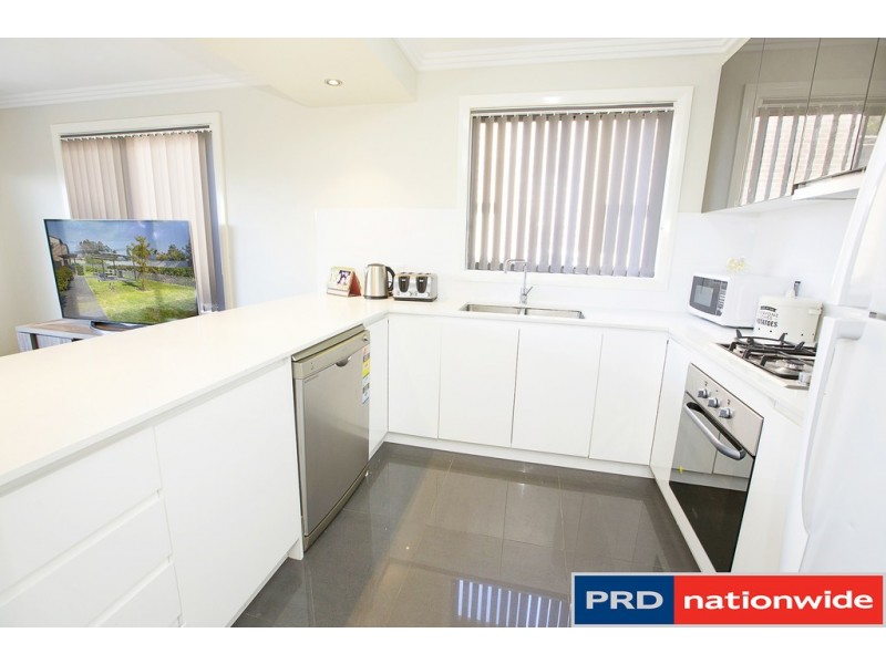 11/400 Glenmore Parkway, Glenmore Park NSW 2745