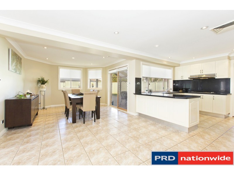 11 Giles Close, Glenmore Park NSW 2745